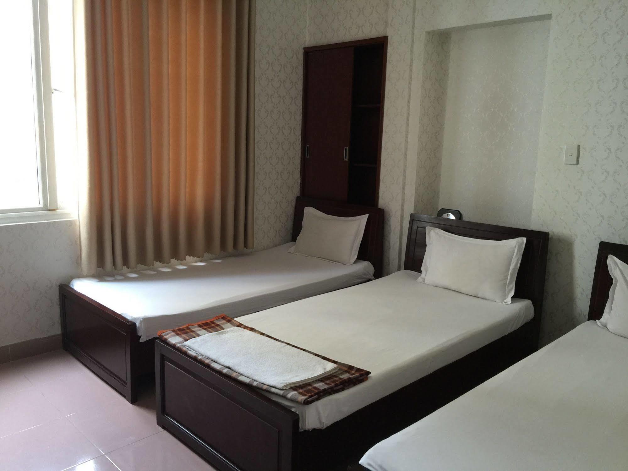 Hong Vinh Hotel Ho Chi Minh City Bagian luar foto